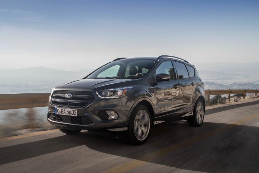  Ford Kuga ST-Line 2016 года  (фото 11 из 32)